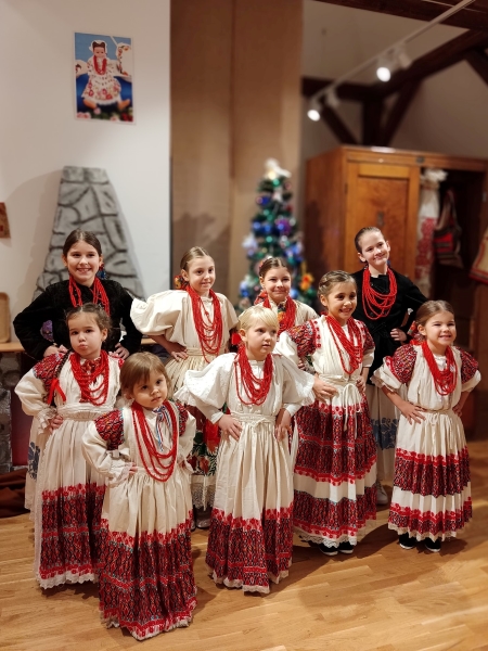 Mladi članovi KUD-a Resnik
