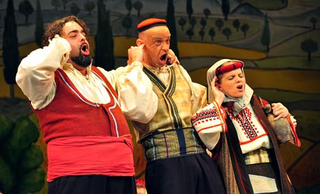 Kazalište Komedija, Zagreb: Jakov Gotovac, Đerdan, red. Richard Simonelli, dir. Krešimir Batinić, foto: © Novković