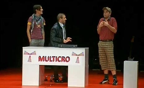 Noćna scena Hrvatskog narodnog kazališta u Osijeku: Tatjana Šuput, Multicro (Imamo svoje ljude), red. Robert Raponja