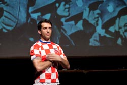 Teatar &TD, Zagreb: Miran Kurspahić i Rona Žulj, Žrtve zemljopisa 2: Povratak žrtve