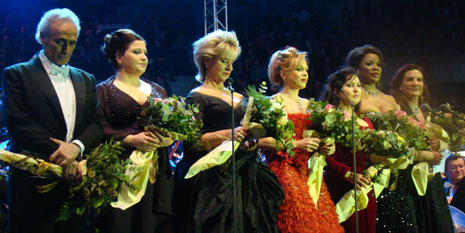 Jose Carreras, Valentina Fijačko, Agnes Baltsa, Inva Mula, Elena Mosuc, Denyce Graves, Andrea Gruber, foto: Tea Planar, Javno.com