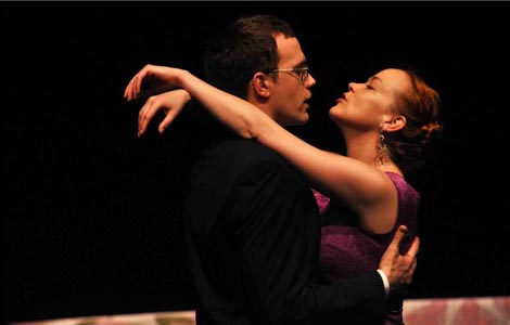 Istarsko narodno kazalište – Gradsko kazalište Pula: Miloš Radović, Čorba od kanarinca, red. Mario Kovač