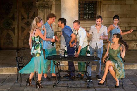 Festivalski dramski ansambl, Ivo Vojnović, Dubrovačka trilogija (Na taraci), red. Staša Zurovac