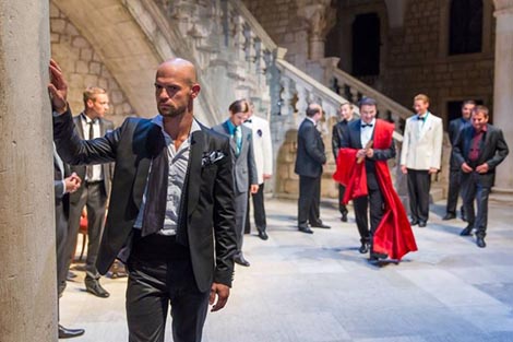 Festivalski dramski ansambl, Ivo Vojnović, Dubrovačka trilogija (Allons enfants...!), red. Staša Zurovac