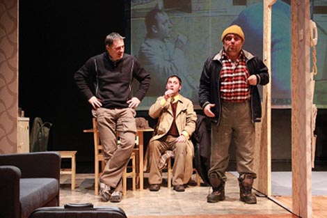 Kazalište Virovitica: Simon Bent, Elling, red. Dario Harjaček