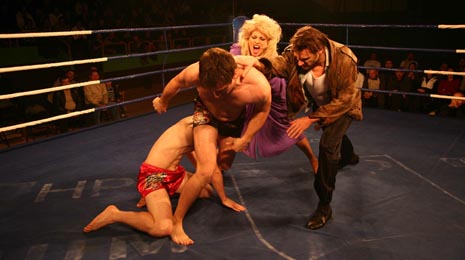 Zagrebačko kazalište mladih: Zdenko Mesarić, Garaža, red. Ivica Buljan