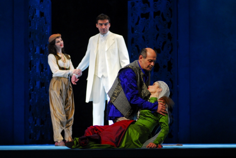 Milan Ogrizović, <em>Hasanaginica</em>, adaptacija i režija Mustafa Nadarević, HNK u Zagrebu, 2006.