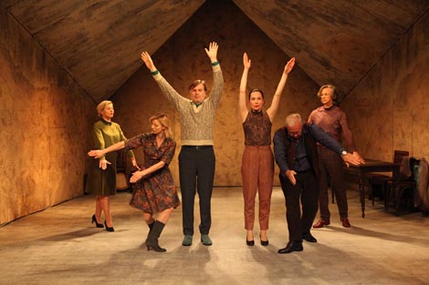 Hrvatsko narodno kazalište u Zagrebu i Kunsten Festival des Arts, Bruxelles: Matija Ferlin, Mi smo kraljevi, a ne ljudi, red. Matija Ferlin, foto: Mara Bratoš