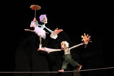 Državno lutkarsko kazalište iz Kaunasa, Litva (Kauno valstybinis lėlių teatras), Boris Konstantinov, <em>Prema suncu</em> (<em>Kelionė saulės link</em>), red. Boris Konstantinov