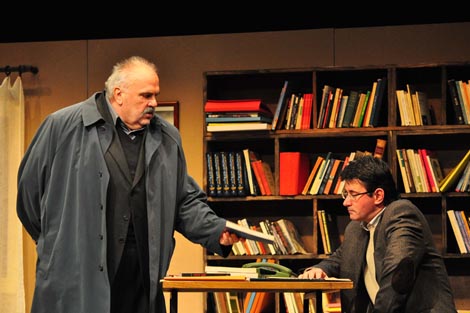 Kazališna družina Glumci u Zagvozdu i Satiričko kazalište Kerempuh, Zagreb: Dušan Kovačević, Profesionalac, red. Bogdan Diklić, foto: © Novković