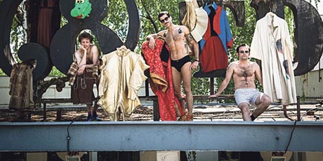 Teatar &TD, Zagreb: Rasprodaja, red. Miran Kurspahić 