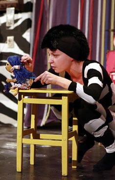 Dječje kazalište Dubrava, Zagreb, & Kazališna družina Pinklec, Čakovec: <em>Tata Lav i njegova sretna djeca</em> (po motivima slikovnice Horsta Eckerta Janosha), red. Paolo Tišljarić