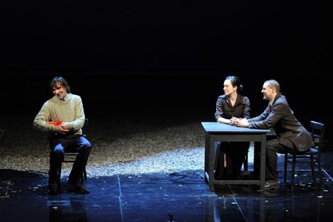 Hrvatsko narodno kazalište u Zagrebu: Ranko Marinković, Prah, red. Ivan Plazibat