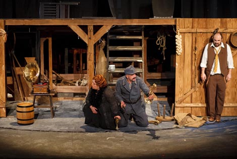 Hrvatsko narodno kazalište u Osijeku: Miroslav Krleža, Krleže Miroslava Vučjak ili Vučjak (Krašimira Horvata), red. Zlatko Sviben